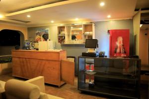 Μια τηλεόραση ή/και κέντρο ψυχαγωγίας στο Emerald Villa Kigali