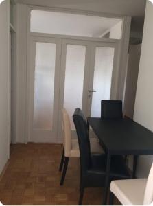 Φωτογραφία από το άλμπουμ του 3-rooms Arena apartment στο Βελιγράδι