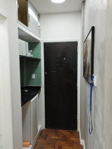 TV/trung tâm giải trí tại Kitnet na Princesa Isabel no 5 andar