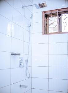 Ένα μπάνιο στο Tembo Homestay