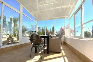 Balkón nebo terasa v ubytování Ground floor apartment, with spectacular pool in rural holiday park FINCA EL MORALEJO