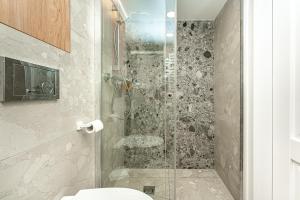 Ένα μπάνιο στο Cozy loft in city center