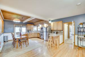 Gallery image of Knoxville Home On-Site Hiking and Outdoor Kitchen! in Knoxville