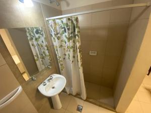 Un baño de San Lorenzo Design