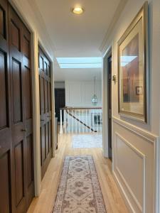 Fotografie z fotogalerie ubytování Villa Rivarola v destinaci Edmonds