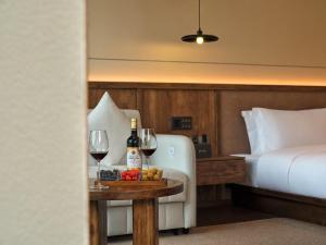 Zhangjiajie Juanjie Luxury Resorts--Provide free one-way airport pick-up service客房内的一张或多张床位