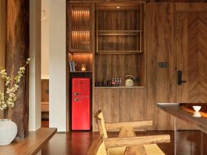 Zhangjiajie Juanjie Luxury Resorts--Provide free one-way airport pick-up service的厨房或小厨房