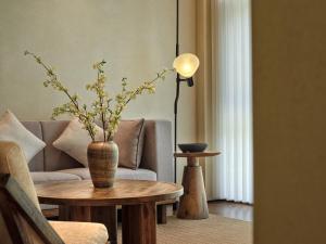 Zhangjiajie Juanjie Luxury Resorts--Provide free one-way airport pick-up service的休息区