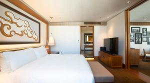TV a/nebo společenská místnost v ubytování The St. Regis Lhasa Resort