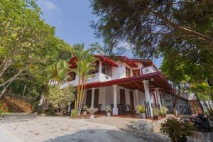 Το κτήριο όπου στεγάζεται  ο ξενώνας