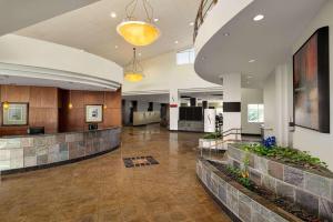 Vstupní hala nebo recepce v ubytování Wyndham Phoenix Airport - Tempe + 37 fotografií
