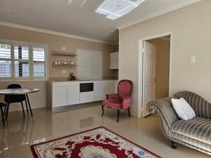 Η κουζίνα ή μικρή κουζίνα στο Walmer Hideaway