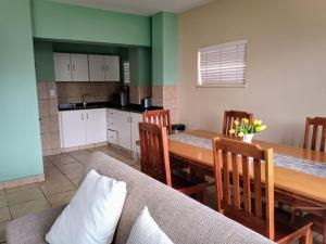 Køkken eller tekøkken på Oceanic 24 North Beach + 9 billeder