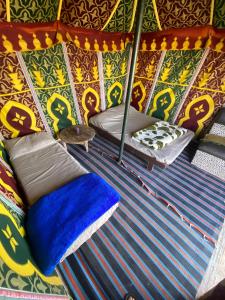 Χώρος καθιστικού στο Nomadic Beachcamp