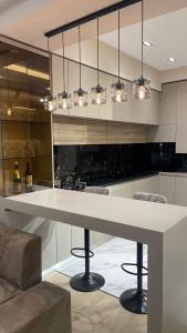Fotografie z fotogalerie ubytování Luxury apartment with a unique design style v Jerevanu