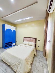 Katil atau katil-katil dalam bilik di 4 bed duplex in prime location