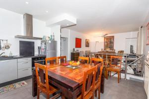 Kuchyň nebo kuchyňský kout v ubytování Appartement City Garden - Welkeys