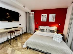 Giường trong phòng chung tại Salt Garden Apartments
