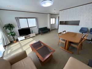 TV in/ali zabaviščno središče v nastanitvi Ns Home 南名古屋一軒家ルームシェア-3G