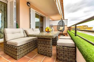Posedenie v ubytovaní Apartment with spectacular view in Puerto Santiago