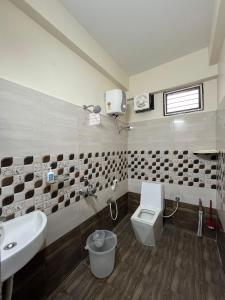 Koupelna v ubytování Naidu Nivas secunderabad + 17 fotografií