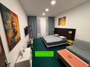 Postel nebo postele na pokoji v ubytování Excellent apartments in Spa City Center 5 min walk from the Colonnade