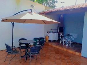 Un patio o zona al aire libre en chácara Gato de Botas