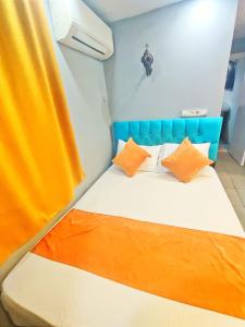 Postel nebo postele na pokoji v ubytování Galata Zade Luxury Boutique Hotel