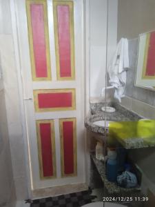 Koupelna v ubytování Mini Recanto da Rosalina + 26 fotografií