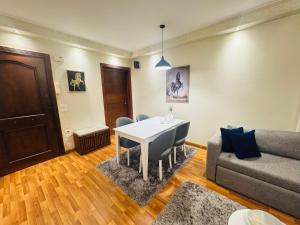 Istumisnurk majutusasutuses Mokattem private Condo