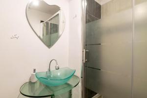 Ένα μπάνιο στο Apartament Brazda