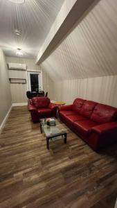 Setusvæði á ENTIRE 1 BEDROOM APARTMENT ACROSS FROM GOOGLE - br5