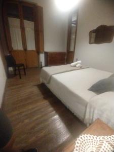 Postel nebo postele na pokoji v ubytování Habitaciones en Casa Céntrica cerca de todo