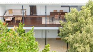 Μπαλκόνι ή βεράντα στο Agnes Break - 3 Bedroom, 2 Bath, 400m to Beach