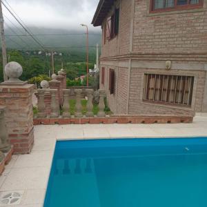 Swimmingpoolen hos eller tæt på Mis 4 Soles