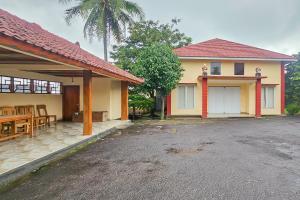 Fotografie z fotogalerie ubytování Urbanview Syariah Pendopo Tumaritis Cianjur v destinaci Cianjur