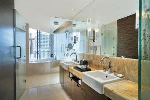 Koupelna v ubytování Sheraton Nha Trang Hotel & Spa