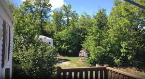Zahrada ubytování Camping des Templiers - Le Caylar
