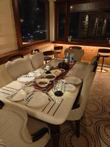 Χώρος καθιστικού στο ELDORA - LUXURY of LEISURE