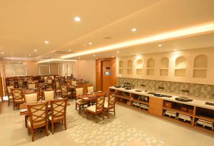 Restaurace v ubytování Hotel Tathagat Ashok