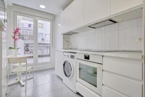 Η κουζίνα ή μικρή κουζίνα στο Apartamento Burlada By Clabao