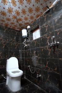 Φωτογραφία από το άλμπουμ του Mango Farm Villa σε Thūr