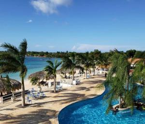 Foto sihtkohas Discovery Bay asuva majutusasutuse Suite Escape to Camelot Village galeriist