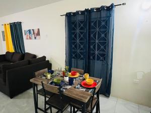 Foto sihtkohas Discovery Bay asuva majutusasutuse Suite Escape to Camelot Village galeriist