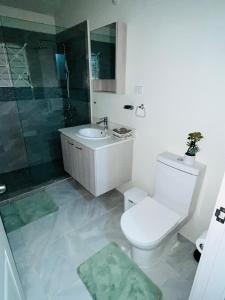 Foto sihtkohas Discovery Bay asuva majutusasutuse Suite Escape to Camelot Village galeriist