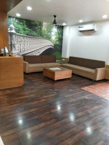 Fotografie z fotogalerie ubytování HOTEL SHIVGANGA COMFORT ZONE, Raipur v destinaci Rájpur