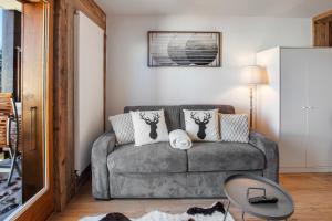 Posezení v ubytování Studio rénové avec vue sur les montagnes