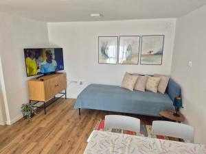 Łóżko lub łóżka w pokoju w obiekcie Apartments Maržić