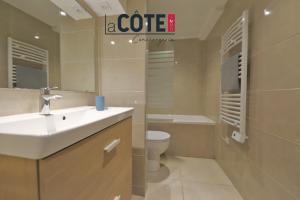 Photo de la galerie de l'établissement Appart affaires - 2 couchages, à Châteauneuf-les-Martigues