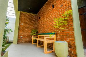 Gallery image of Minthara Holiday Home & Restaurant in Talawatugoda +14 photos